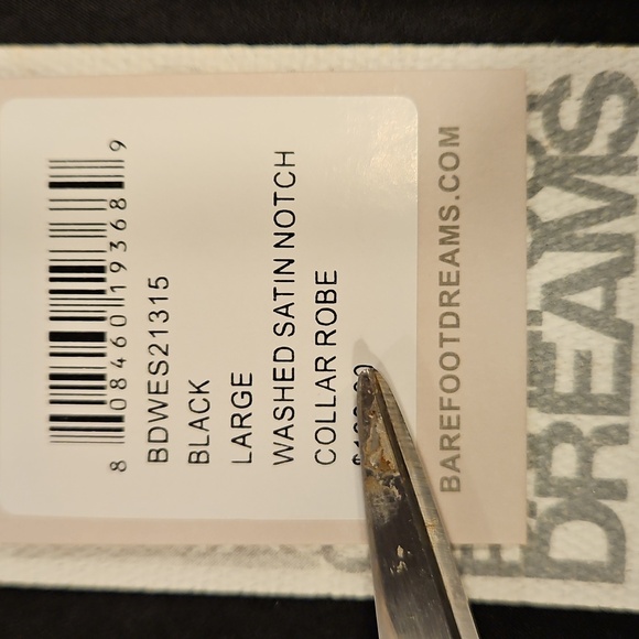 💕BAREFOOT DREAMS💕 Washed Satin Notch Collar Robe ~ Black Large L NWT - Picture 12 of 14